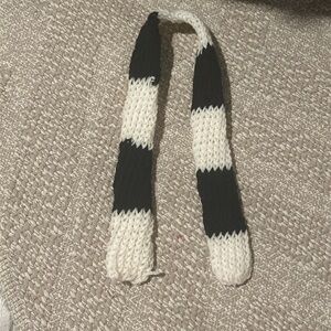 White and Black Scarf For Winter